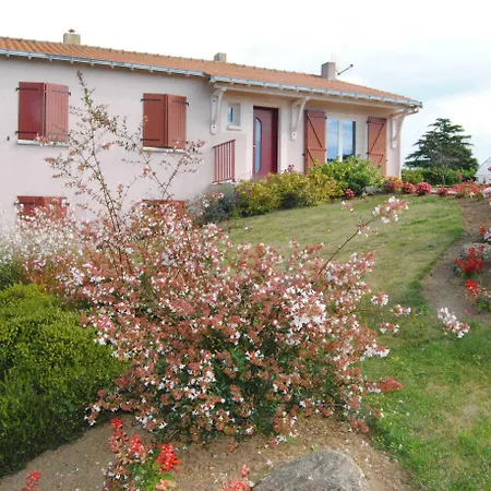 Oda ve Kahvaltı La Framboisine Saint-Michel-Mont-Mercure
